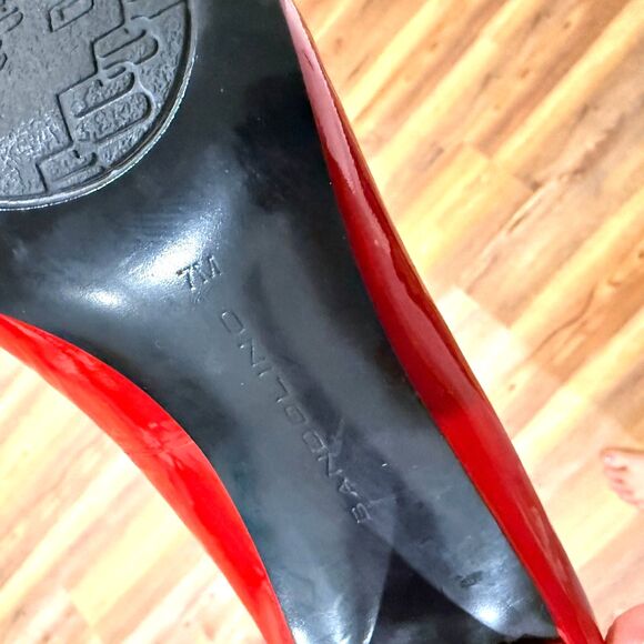 Stunning Bandolino Red Patent Pointed Toe Stiletto Pumps Size 7 - Picture 7 of 7